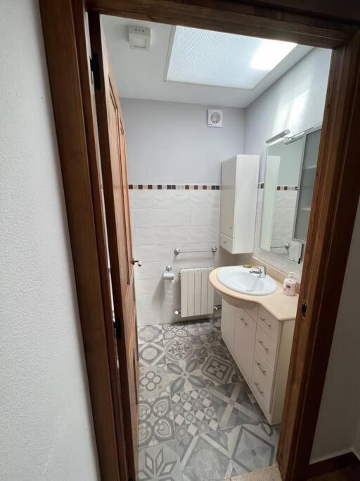 Apartamento Duplex En Sangueesa De 3 Dormitorios Y 2 Banos Luaran gambar